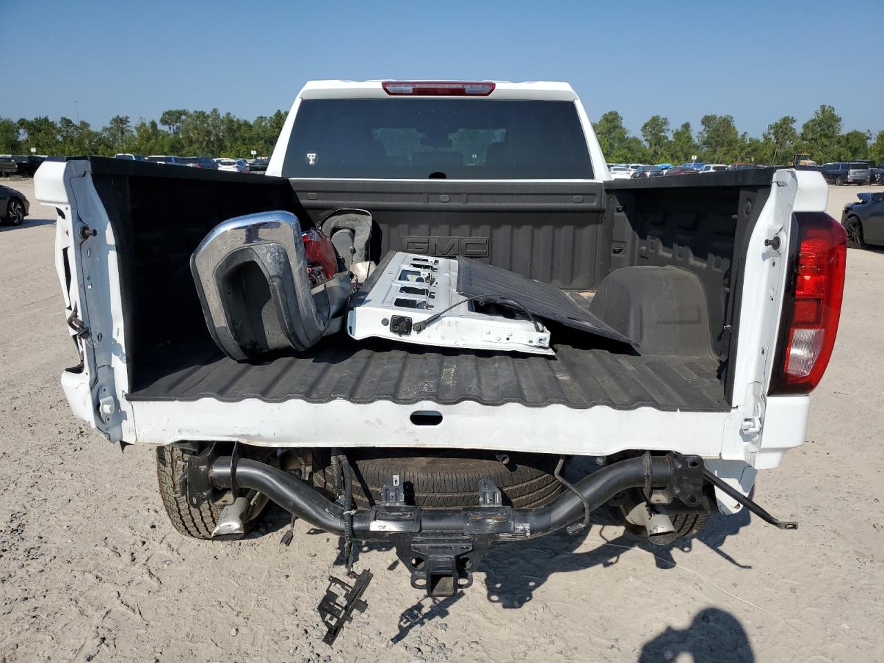 2023 GMC SIERRA K1500 SLE VIN:3GTUUBED3PG315197