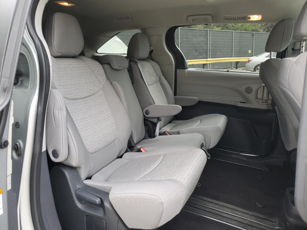 2023 TOYOTA SIENNA LE VIN:5TDKRKEC3PS158479