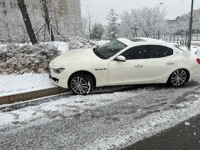2017 Maserati Ghibli VIN: