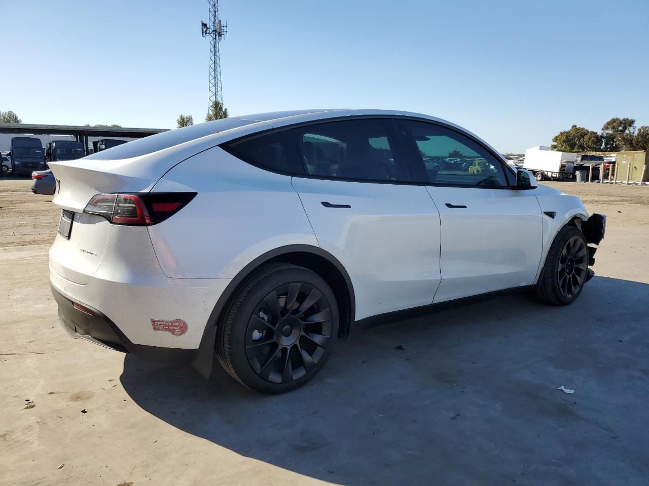 2022 TESLA MODEL Y  VIN:7SAYGDEE6NF485041