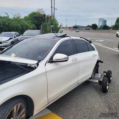 2017 Mercedes-Benz C 200 VIN: