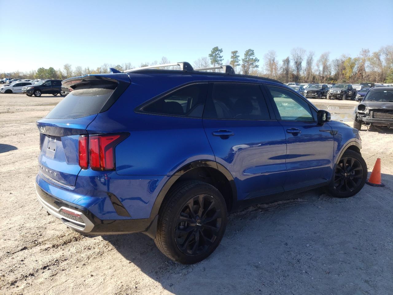 2022 KIA SORENTO SX VIN:5XYRKDLF2NG104497