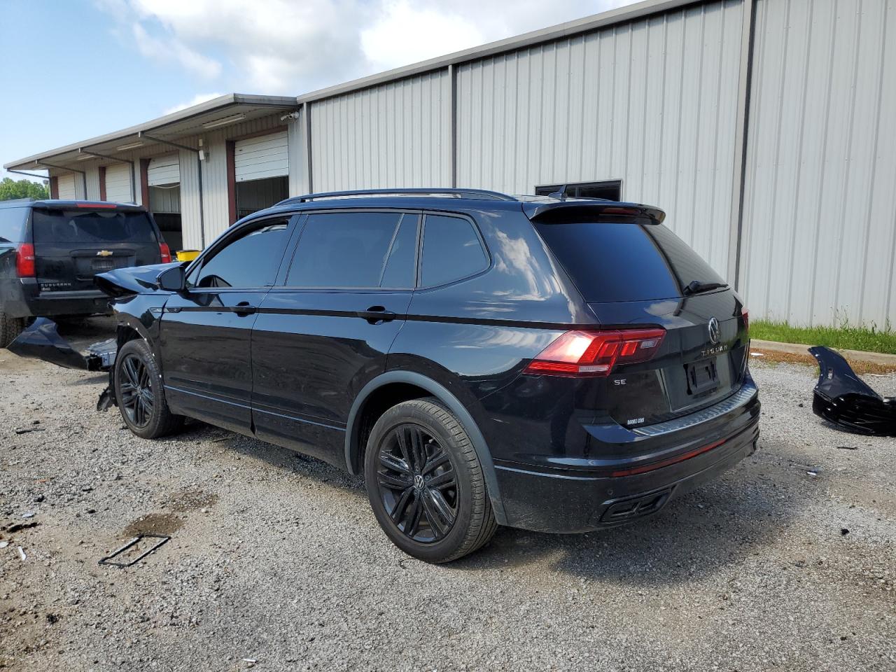 2022 VOLKSWAGEN TIGUAN SE R-LINE BLACK VIN:3VVCB7AX0NM117773