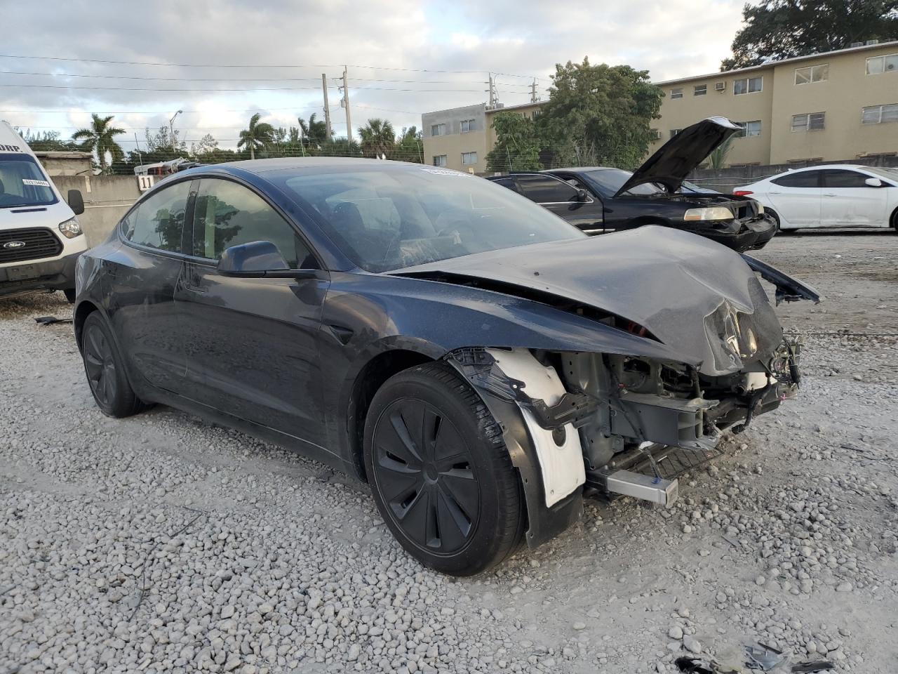 2024 TESLA MODEL 3  VIN:5YJ3E1EB5RF849666