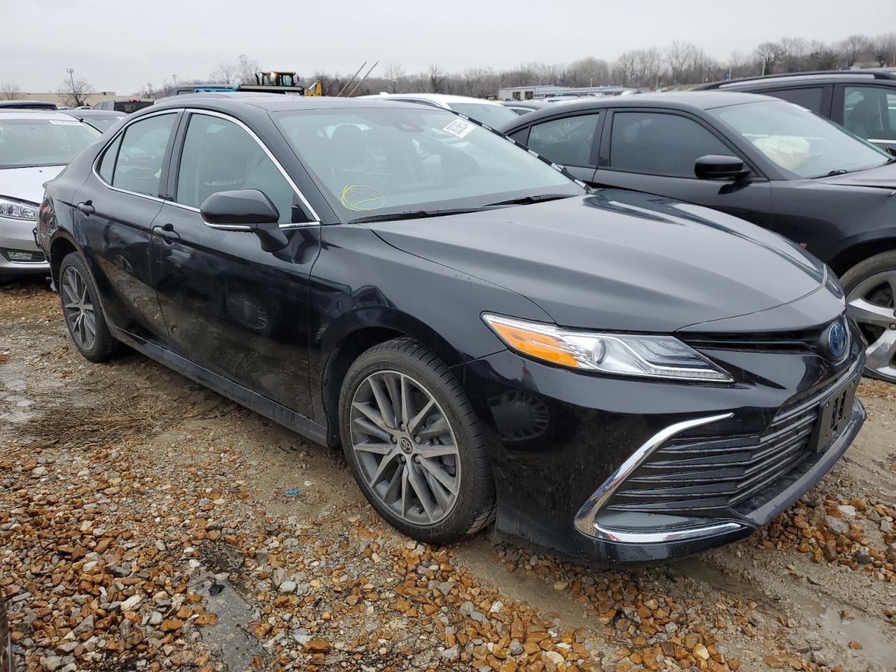 2022 TOYOTA CAMRY XLE VIN:4T1F31AK5NU573611