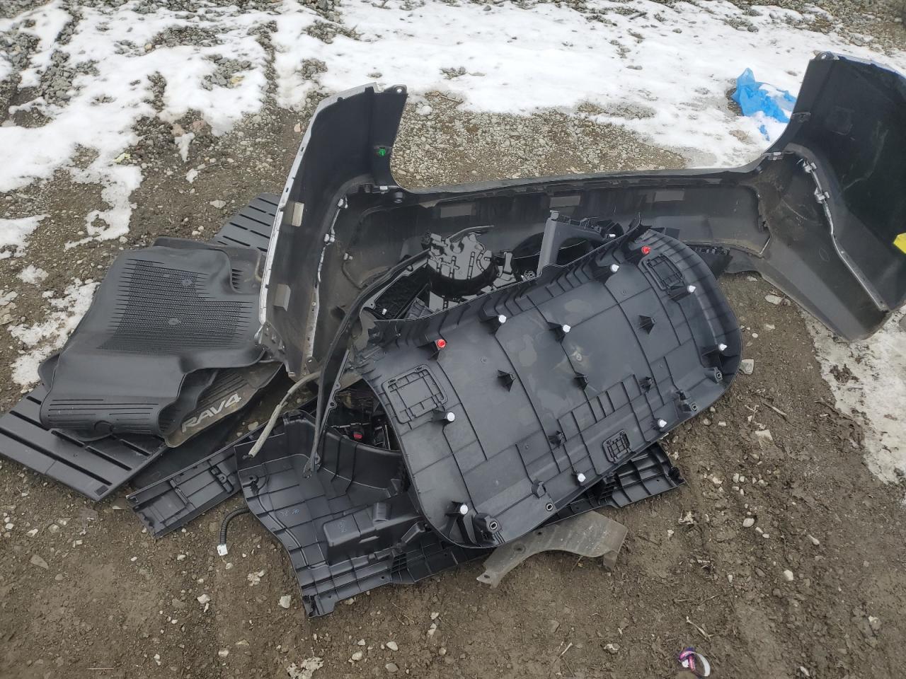 2022 TOYOTA RAV4 PRIME XSE VIN:JTMEB3FV2ND095214