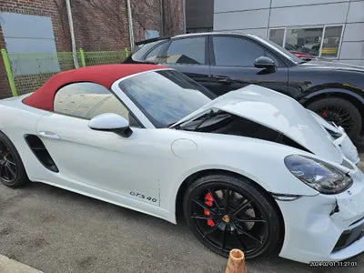 2021 Porsche Boxster VIN: