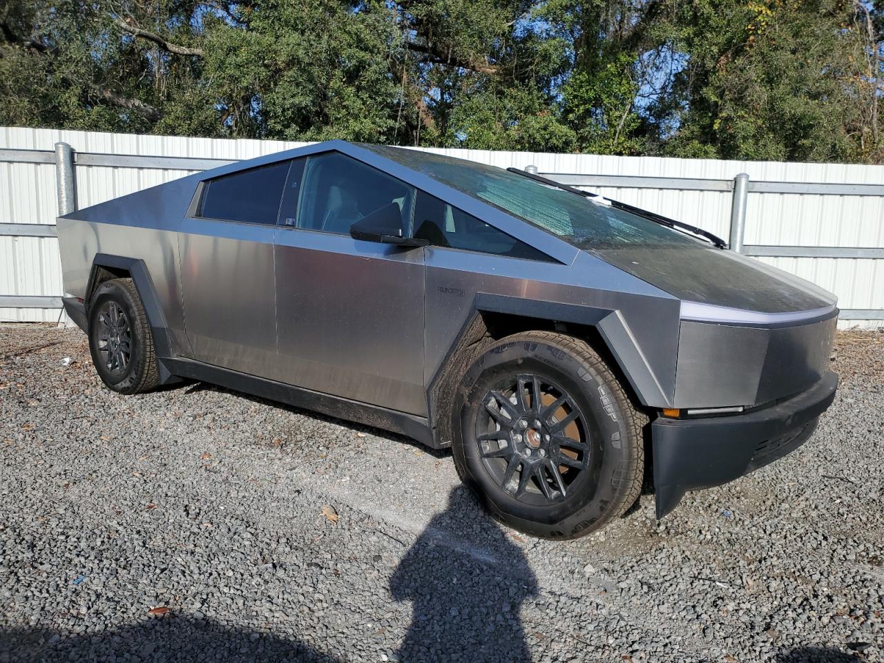 2024 TESLA CYBERTRUCK  VIN:7G2CEHED8RA029232