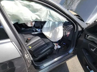 2016 Mercedes-Benz E 220 WDDHF0AB5GB301790 VIN:WDDHF0AB5GB301790