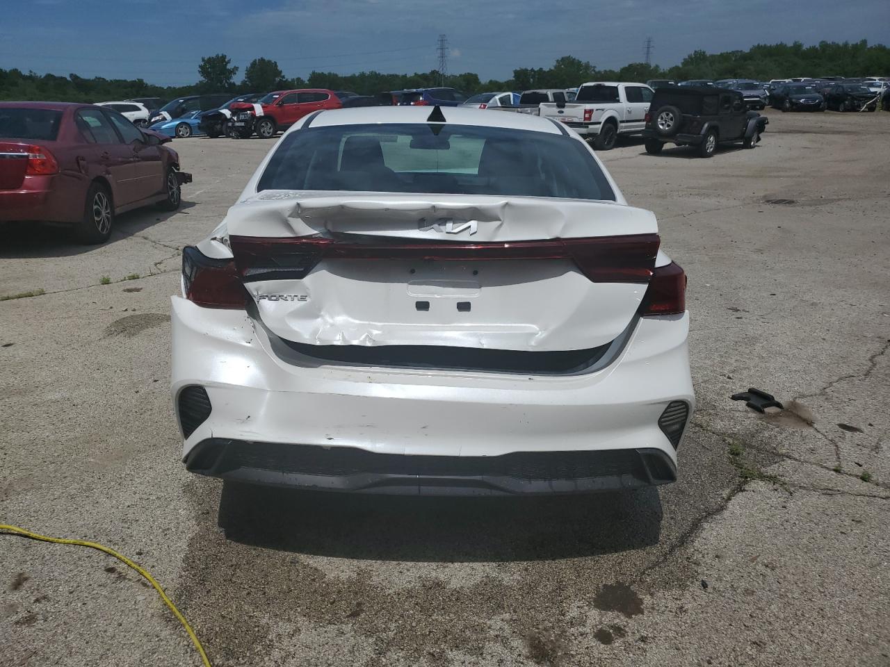 2022 KIA FORTE FE VIN:3KPF24AD0NE453949
