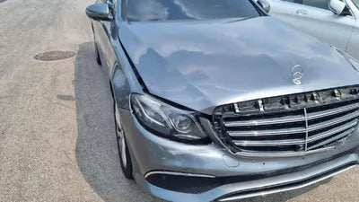 2018 Mercedes-Benz E 300 VIN: