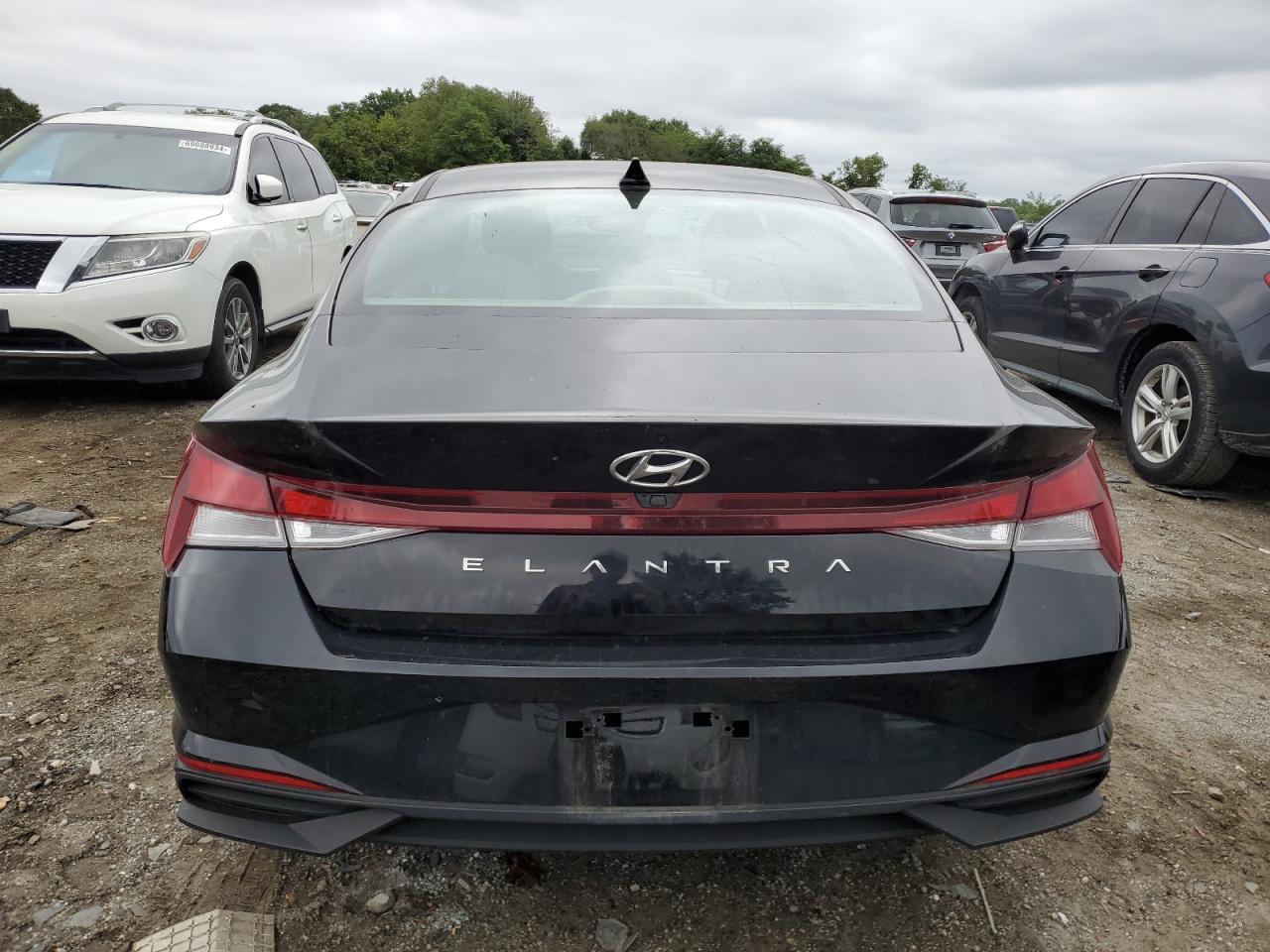 2022 HYUNDAI ELANTRA SEL VIN:KMHLM4AG4NU330062