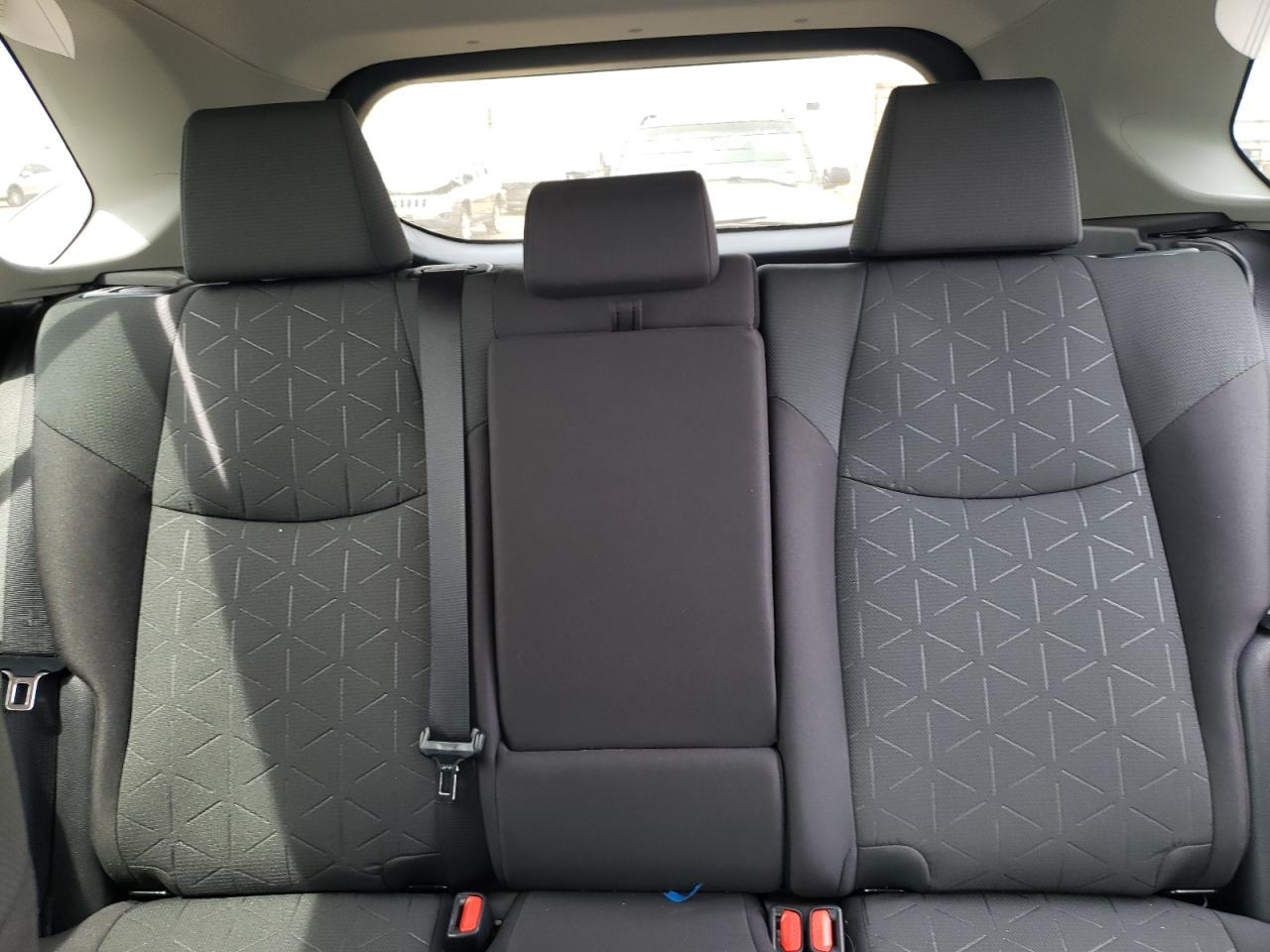 2023 TOYOTA RAV4 XLE VIN:2T3P1RFV2PC329146
