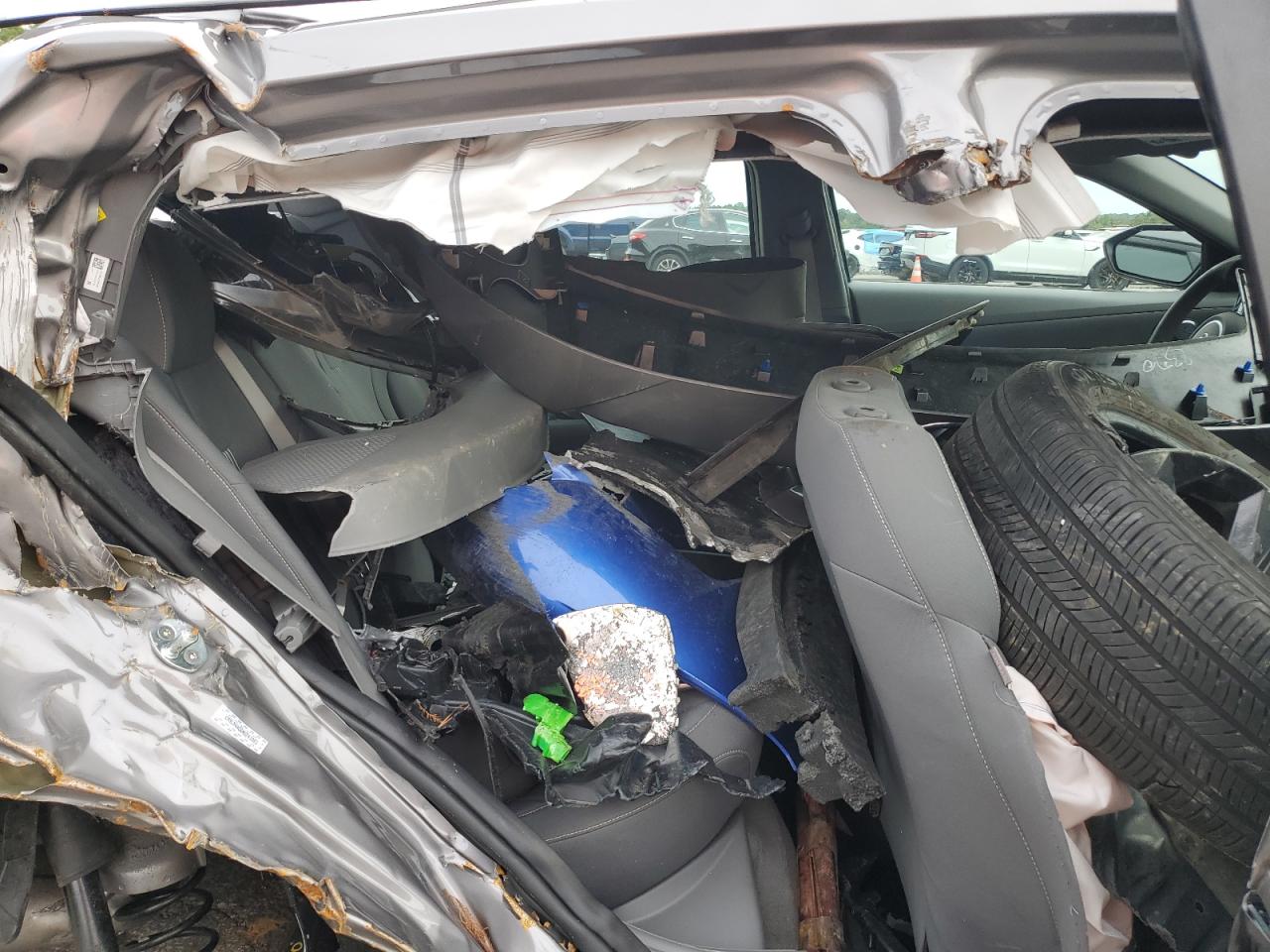 2022 HYUNDAI ELANTRA SEL VIN:KMHLM4AG6NU241061