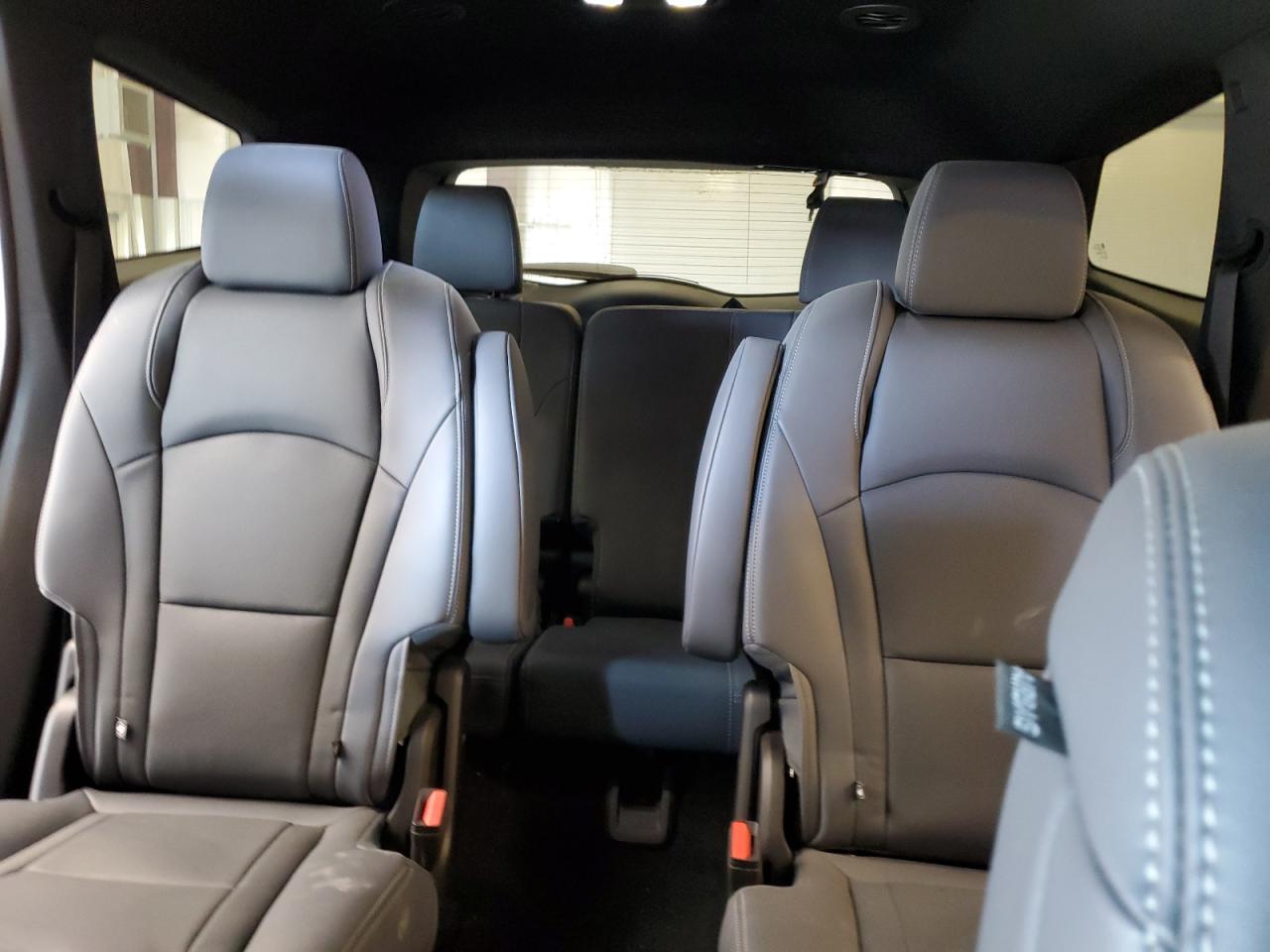 2022 BUICK ENCLAVE ESSENCE VIN:5GAEVAKW0NJ140406