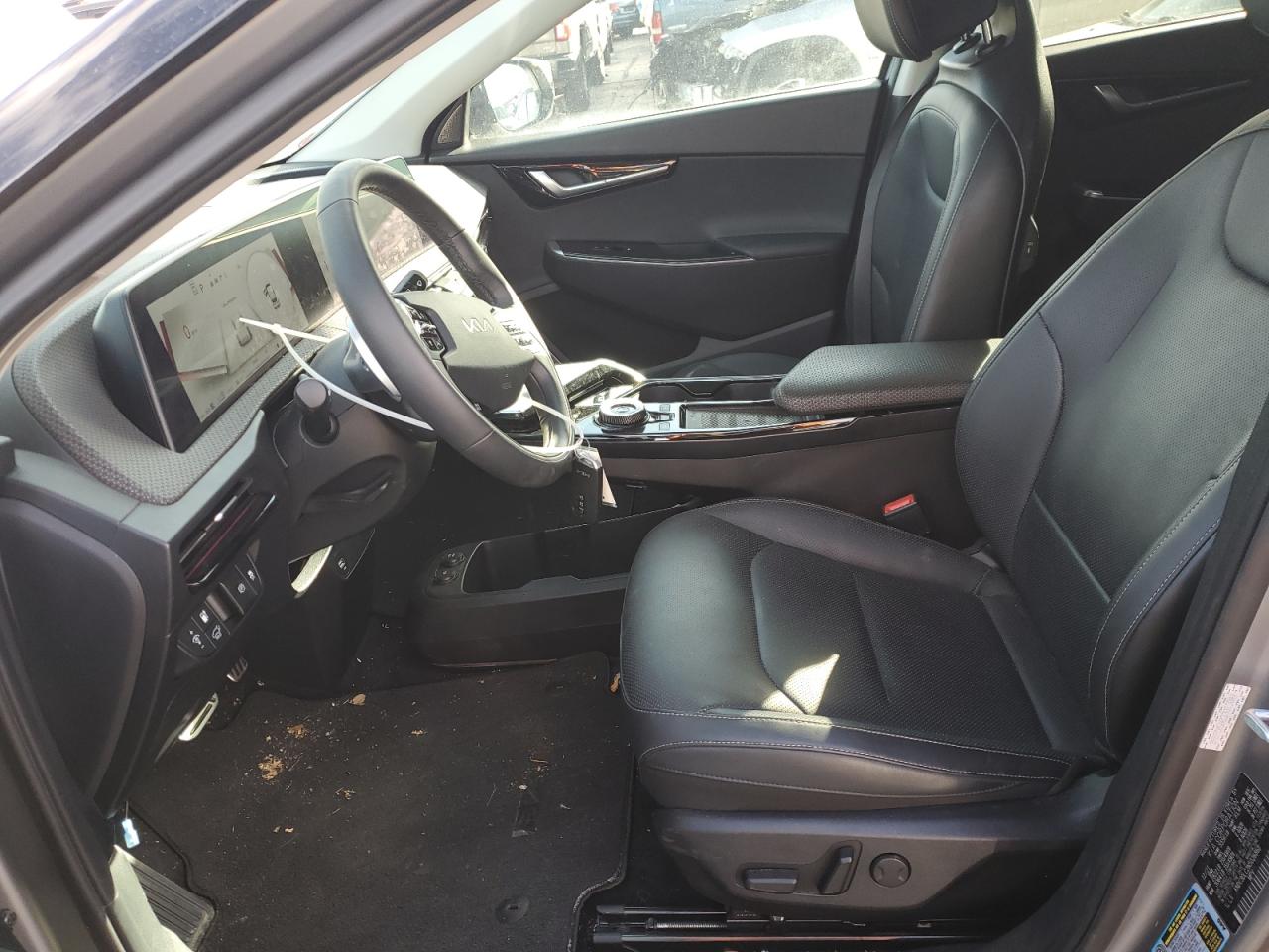 2022 KIA EV6 LIGHT VIN:KNDC3DLC2N5026868