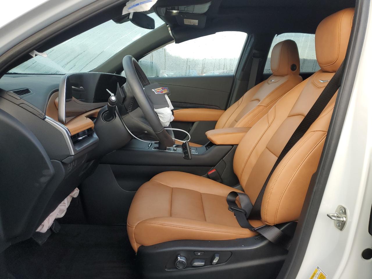 2024 CADILLAC XT4 PREMIUM LUXURY VIN:1GYFZCR47RF187586