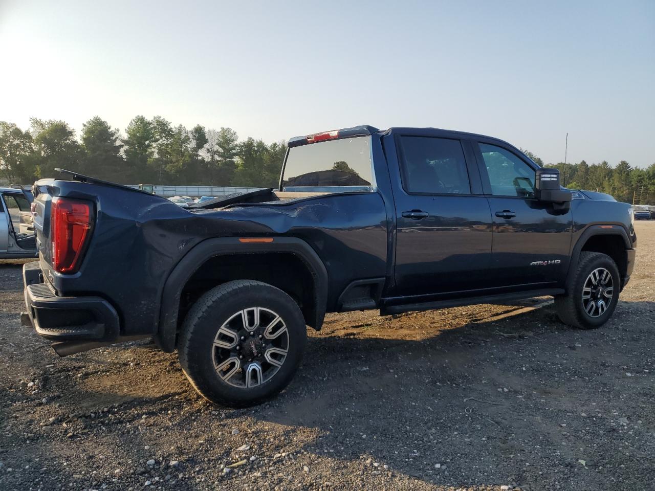 2022 GMC SIERRA K2500 AT4 VIN:1GT49PE73NF195859