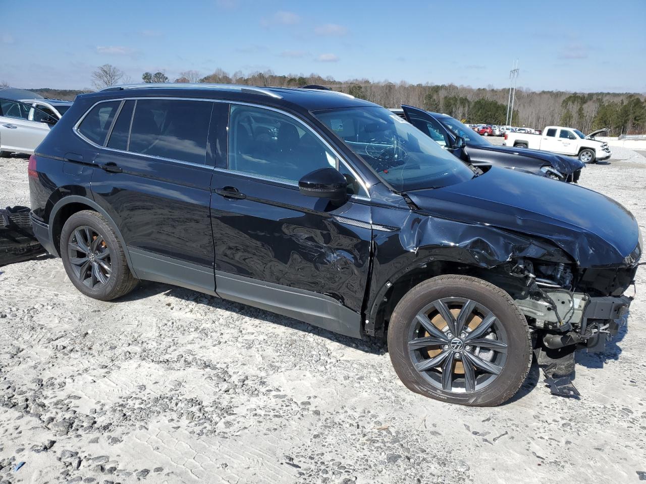 2024 VOLKSWAGEN TIGUAN SE VIN:3VV3B7AX9RM065324