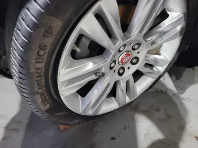 2018 Jaguar XF SAJBB4BN1JCY67833 VIN:SAJBB4BN1JCY67833