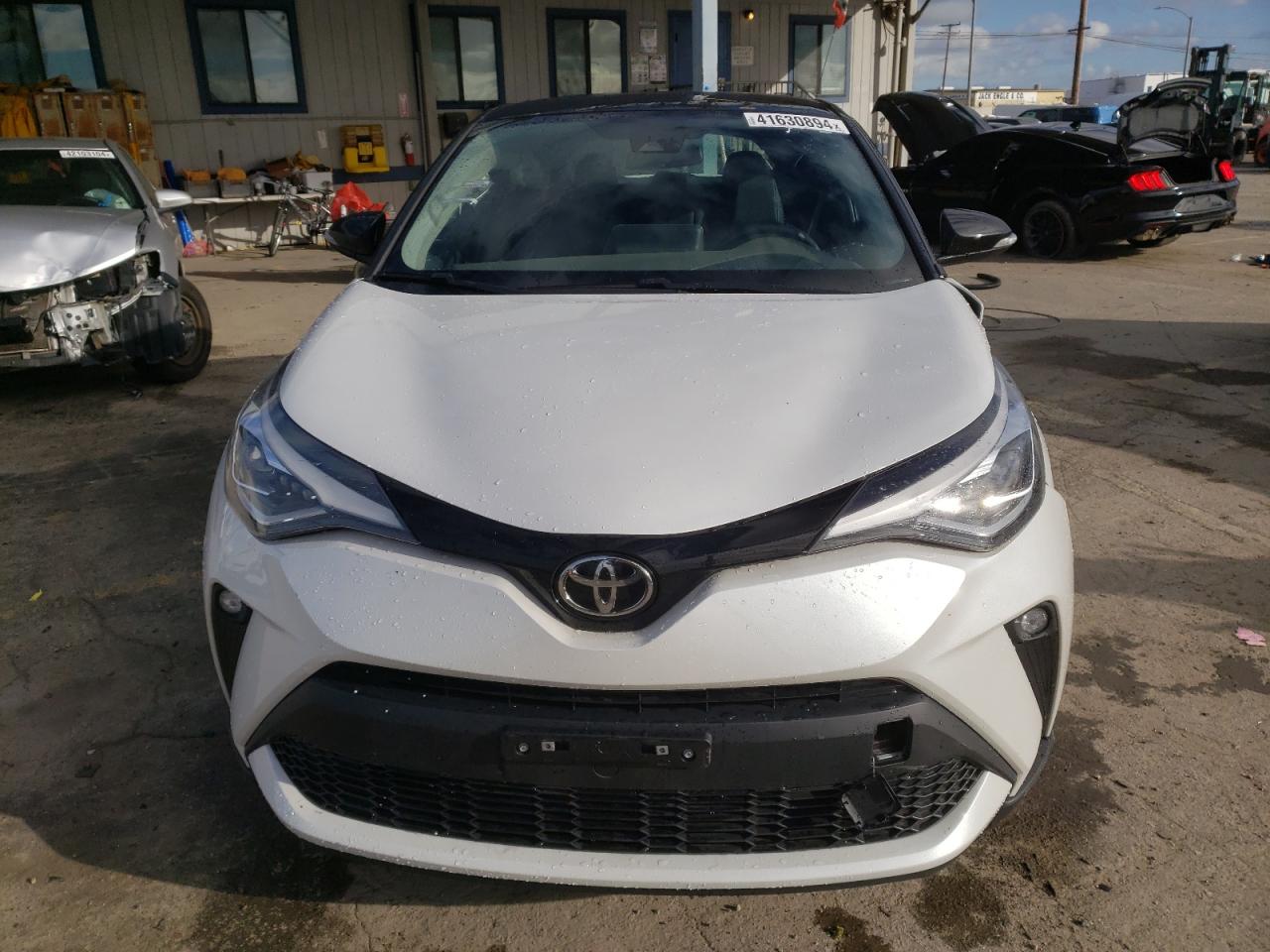 2022 TOYOTA C-HR XLE VIN:NMTKHMBX4NR147590