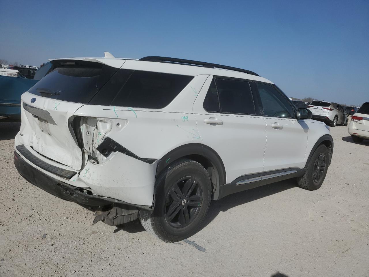 2022 FORD EXPLORER XLT VIN:1FMSK7DH3NGA20037