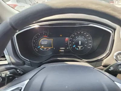 2016 Ford Mondeo VIN:
