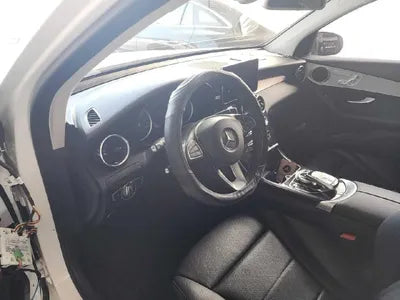 2017 Mercedes-Benz GLC 220 VIN: