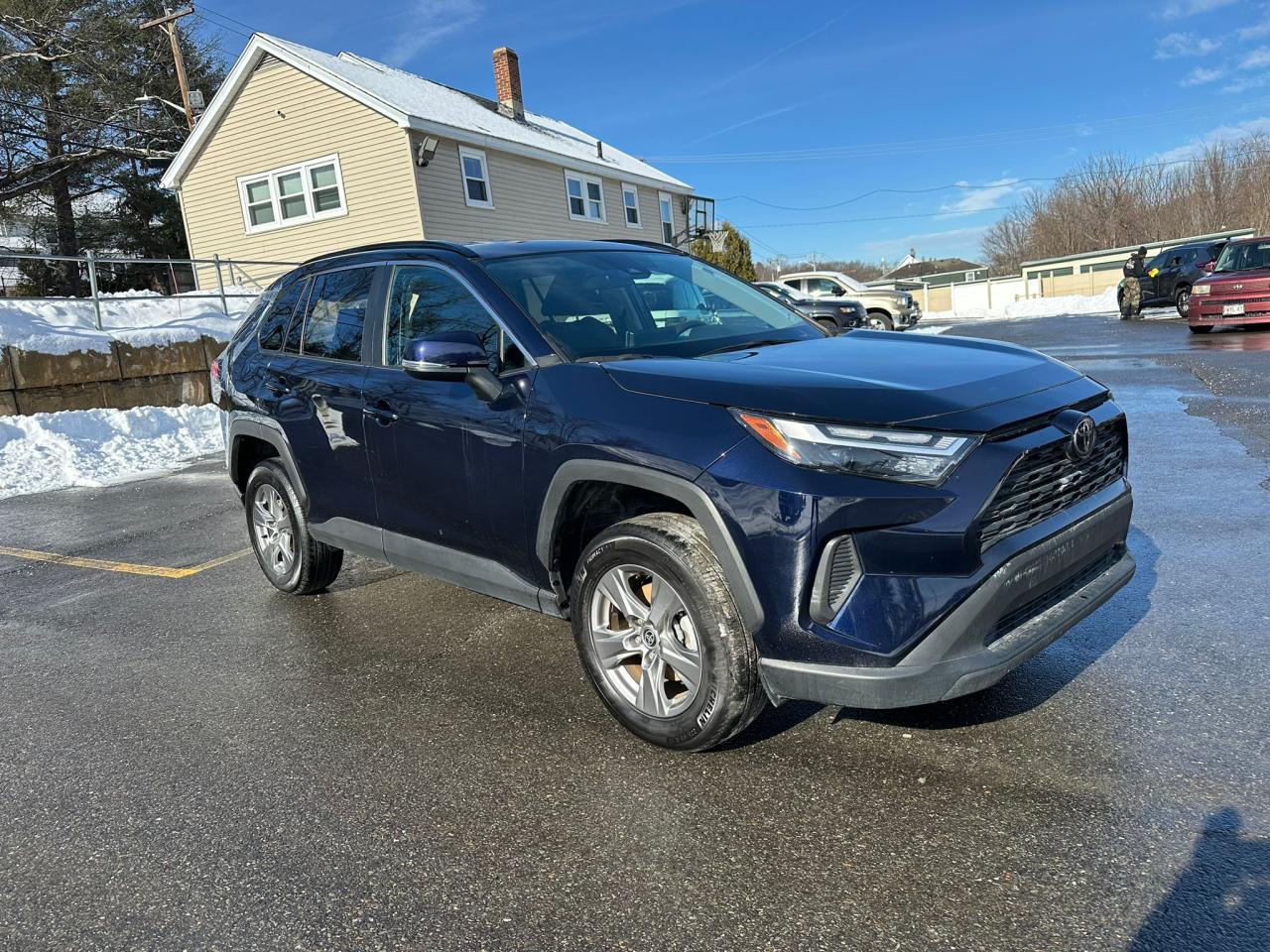 2024 TOYOTA RAV4 XLE VIN:2T3W1RFV1RW309760