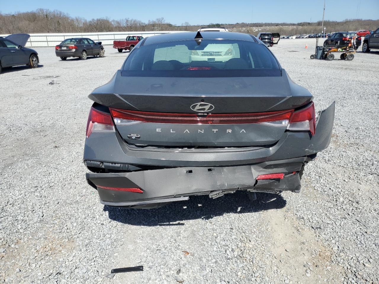 2024 HYUNDAI ELANTRA SE VIN:KMHLL4DG5RU639110