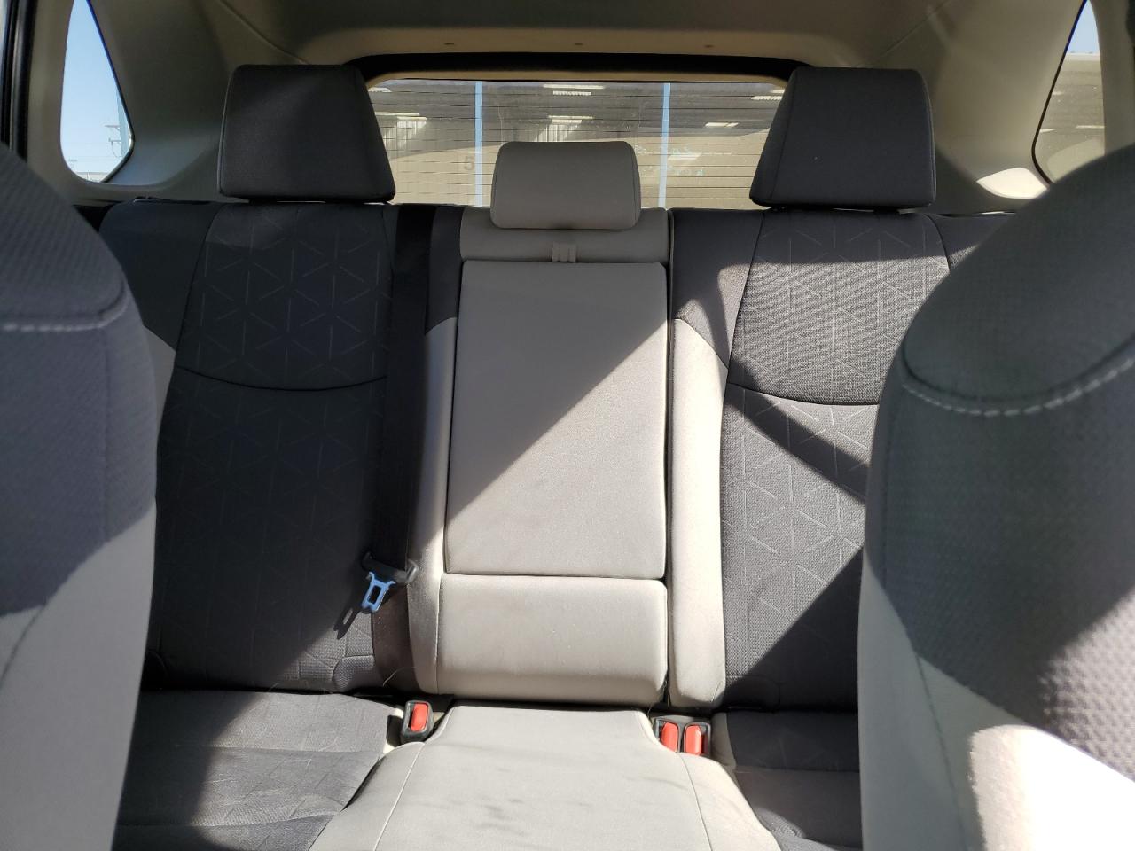 2023 TOYOTA RAV4 XLE VIN:JTMRWRFV6PD204480