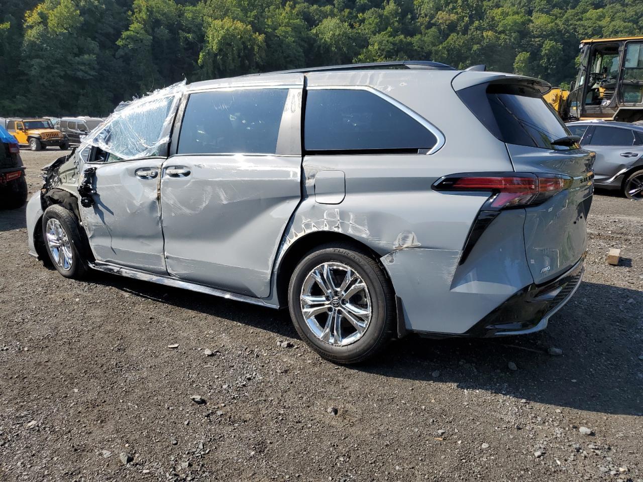 2023 TOYOTA SIENNA XSE VIN:5TDDSKFC8PS074850