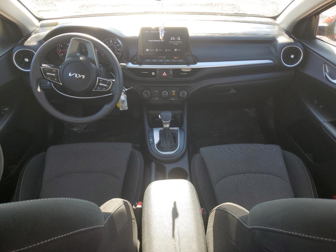 2022 KIA FORTE FE VIN:3KPF24AD3NE452035
