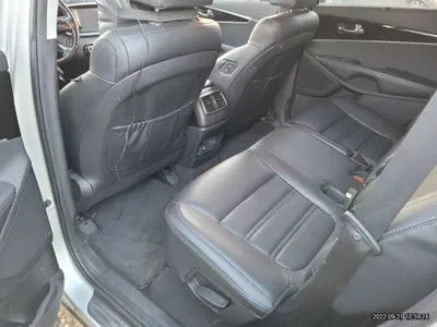 2018 Kia Sorento KNAPS81BDJA414093 VIN:KNAPS81BDJA414093