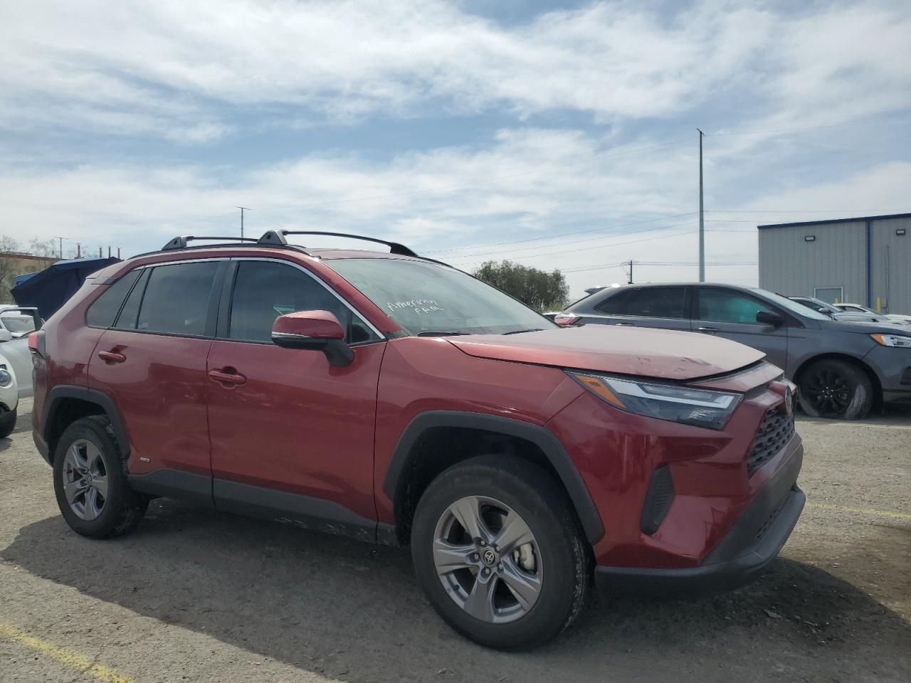 2024 TOYOTA RAV4 XLE VIN:4T3RWRFV6RU116213