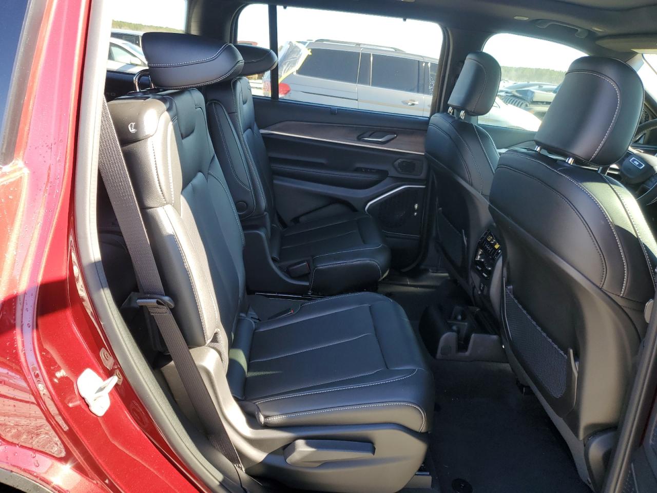 2024 JEEP GRAND CHEROKEE L LIMITED VIN:1C4RJKBG9R8565341