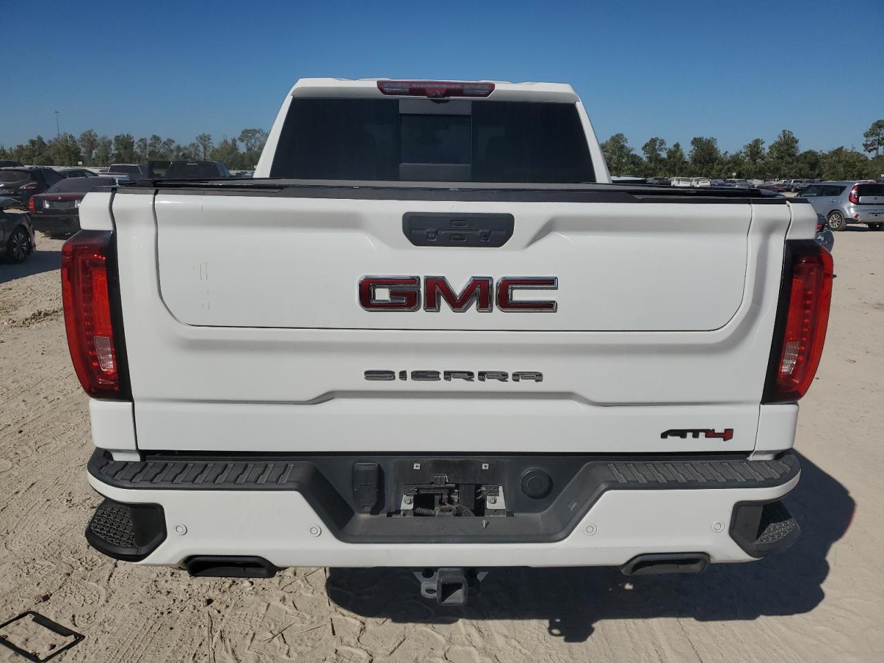 2022 GMC SIERRA LIMITED K1500 AT4 VIN:1GTP9EEL4NZ163676