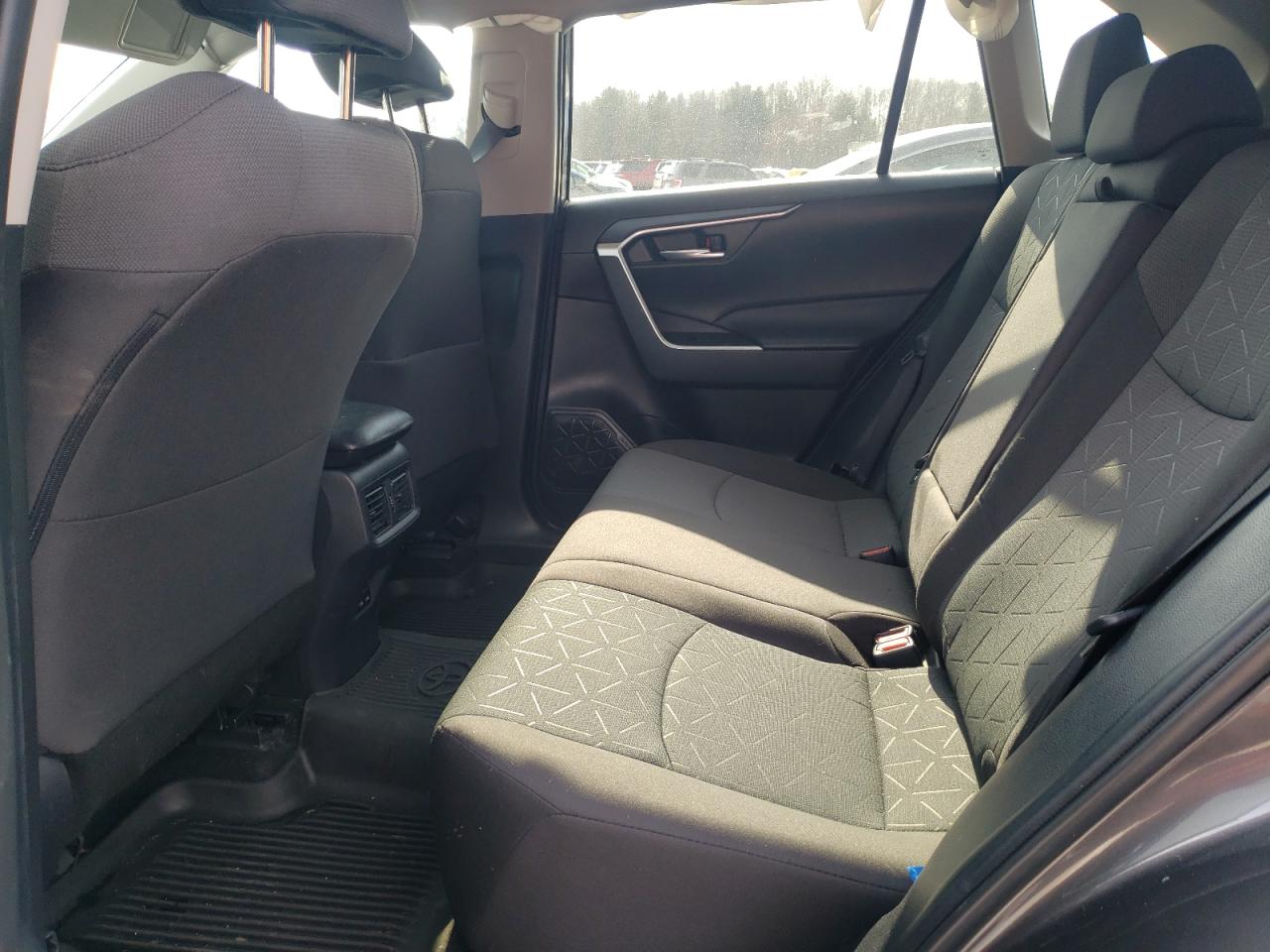 2023 TOYOTA RAV4 XLE VIN:2T3P1RFV9PC331573