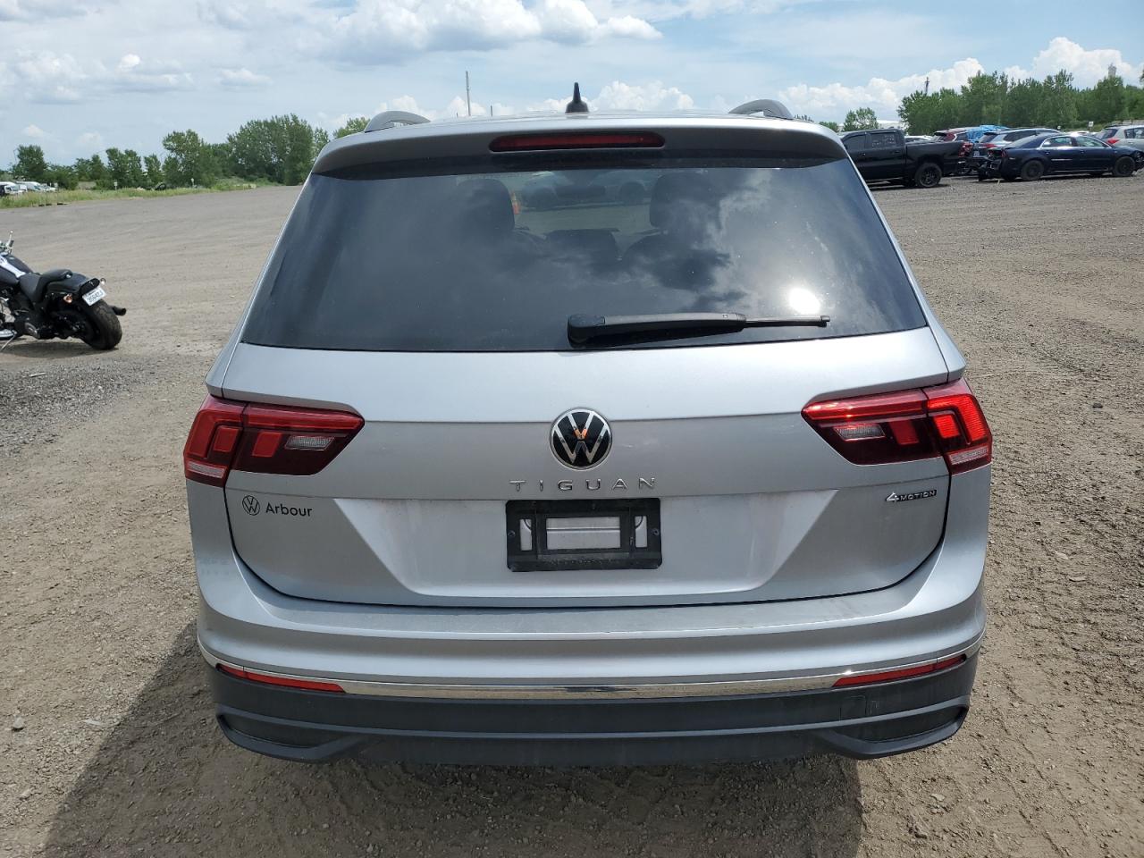 2023 VOLKSWAGEN TIGUAN SE VIN:3VV2B7AX8PM092121