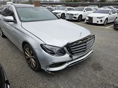 2017 Mercedes-Benz E 300 VIN:
