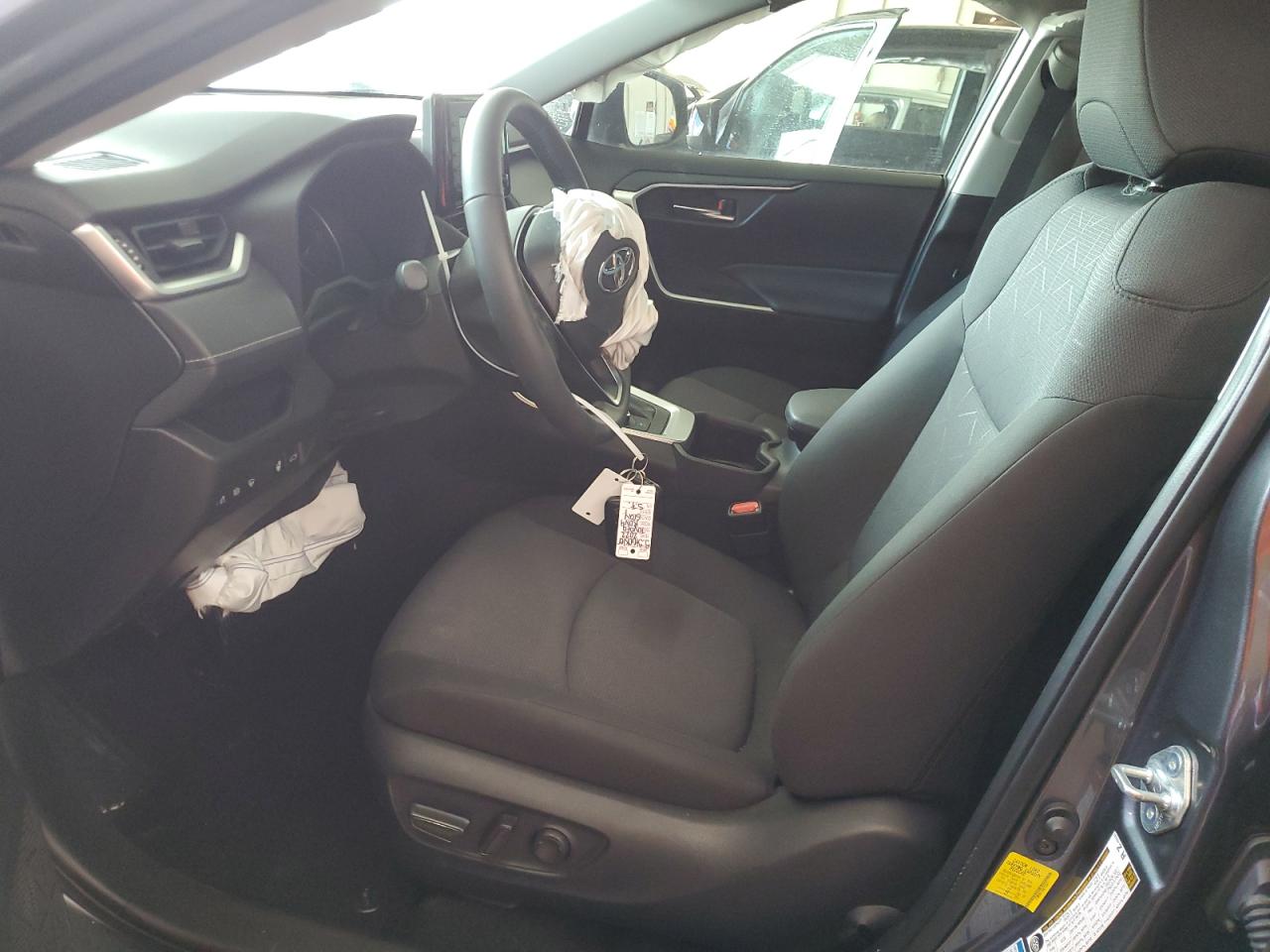 2022 TOYOTA RAV4 XLE VIN:JTMRWRFV6ND152877