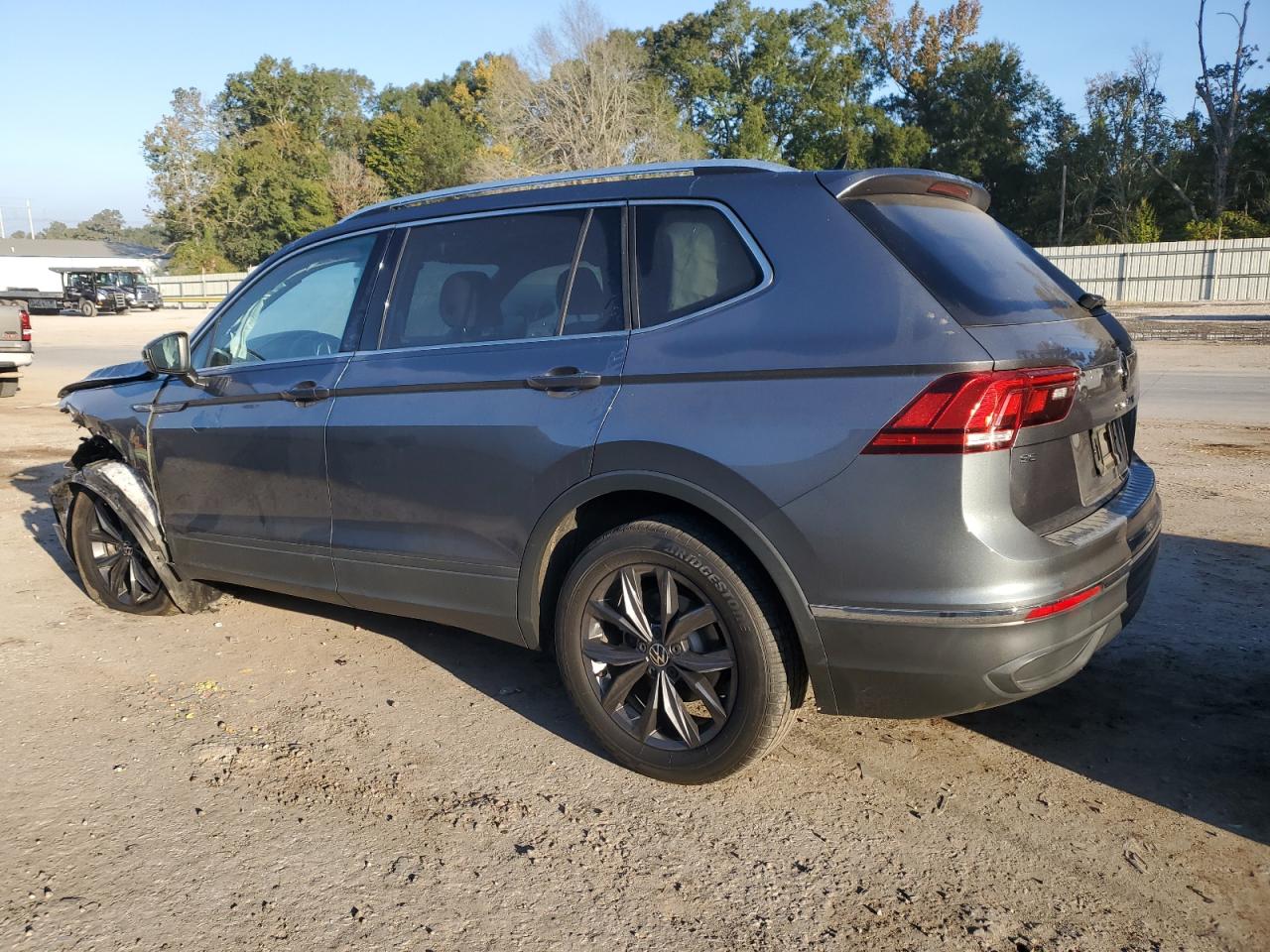 2022 VOLKSWAGEN TIGUAN SE VIN:3VV3B7AX7NM036401