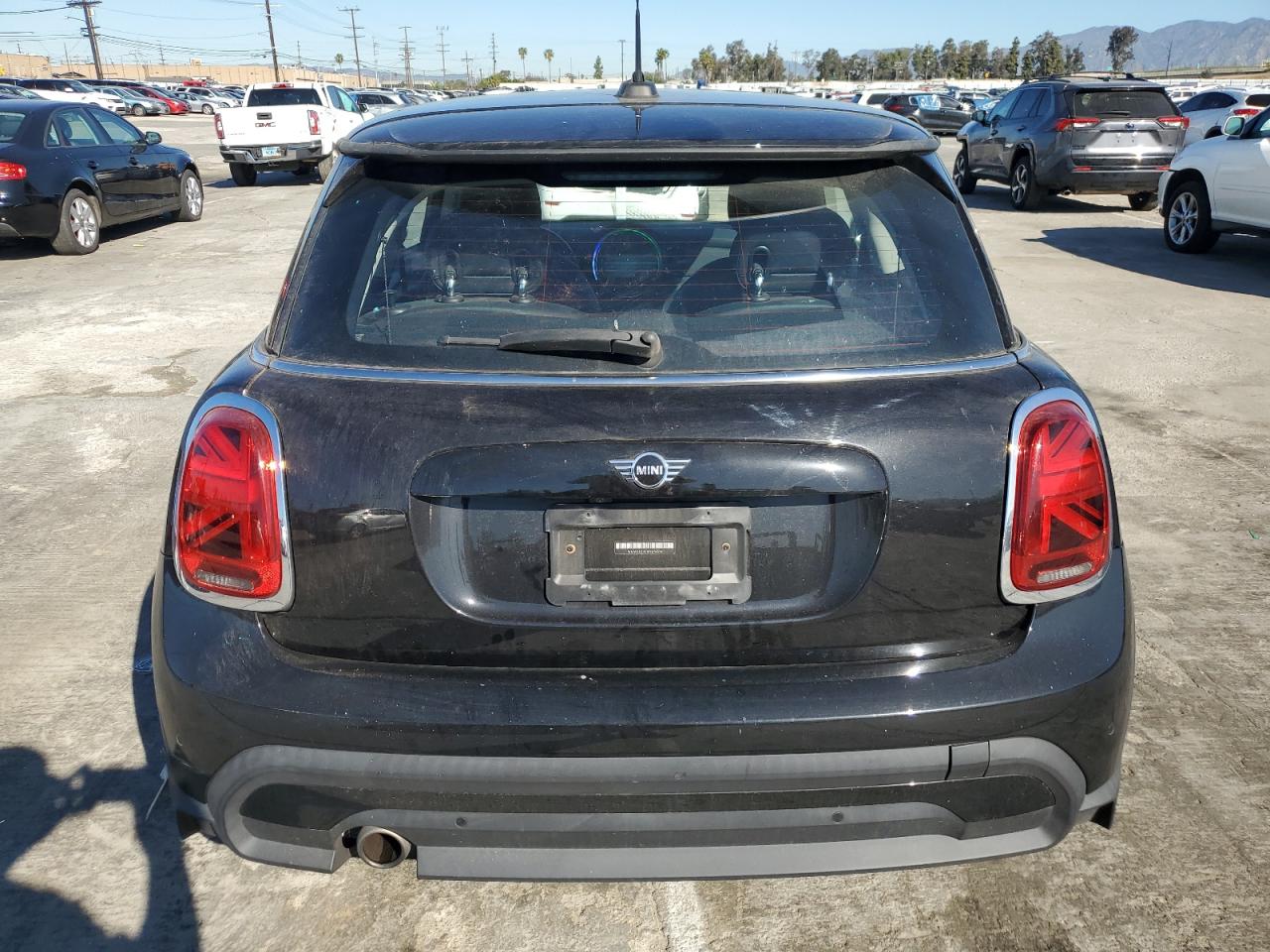 2022 MINI COOPER  VIN:WMW33DH0XN2P62714