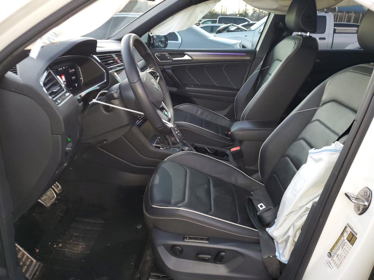 2022 VOLKSWAGEN TIGUAN SEL R-LINE VIN:3VV4B7AXXNM079568