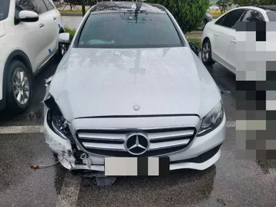 2016 Mercedes-Benz E 300 VIN: