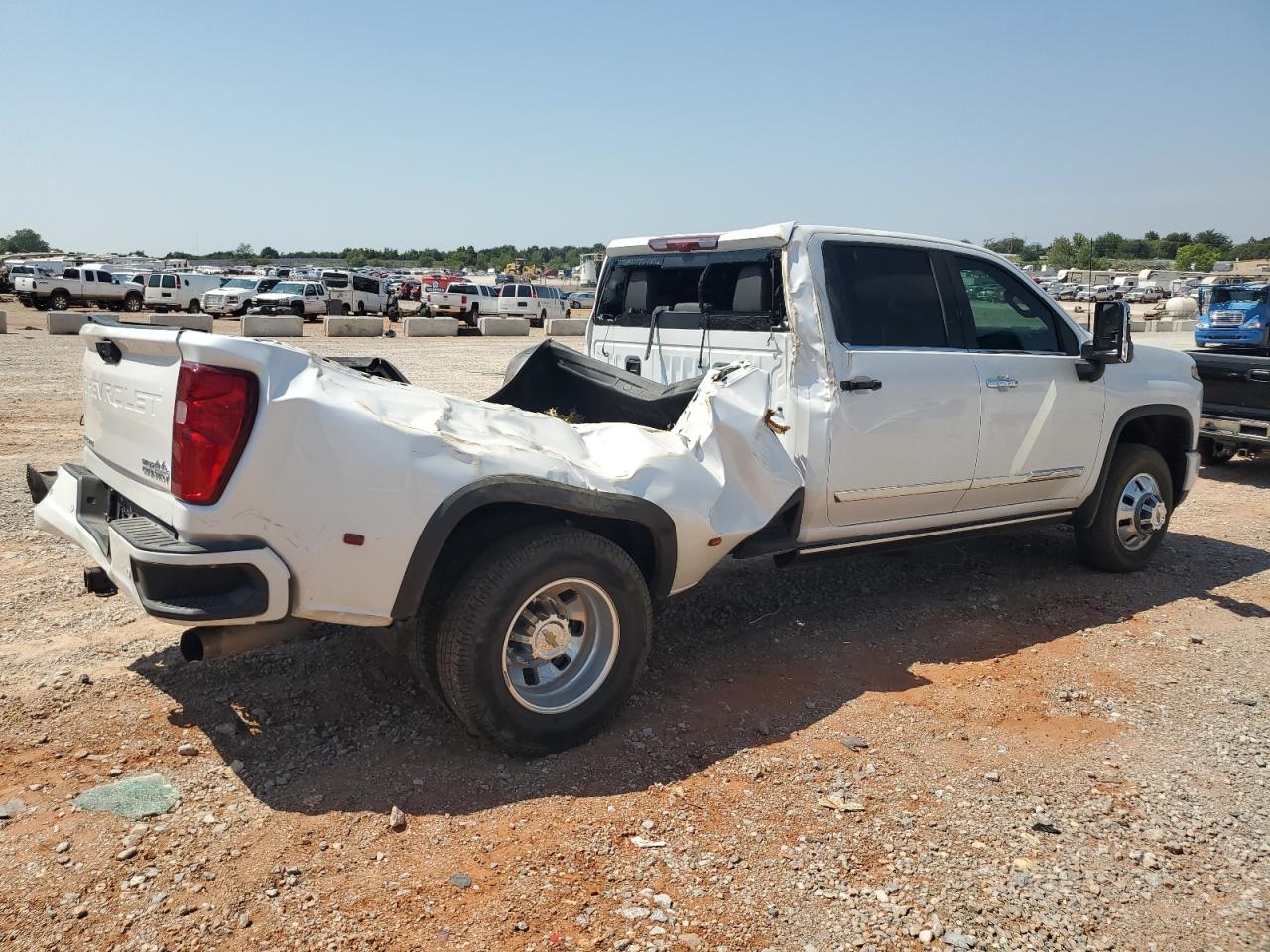 2024 CHEVROLET SILVERADO K3500 HIGH COUNTRY VIN:1GC4YVEY0RF238835