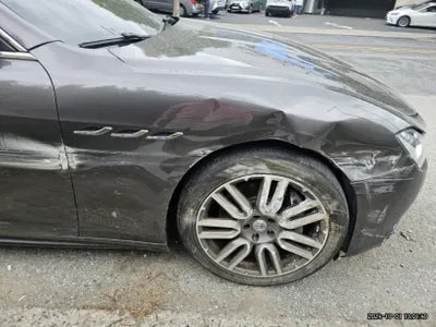 2015 maserati gibli VIN: