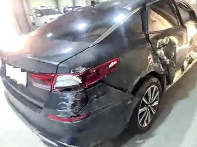 2019 Kia K5 KNAGT411BKA324893 VIN:KNAGT411BKA324893