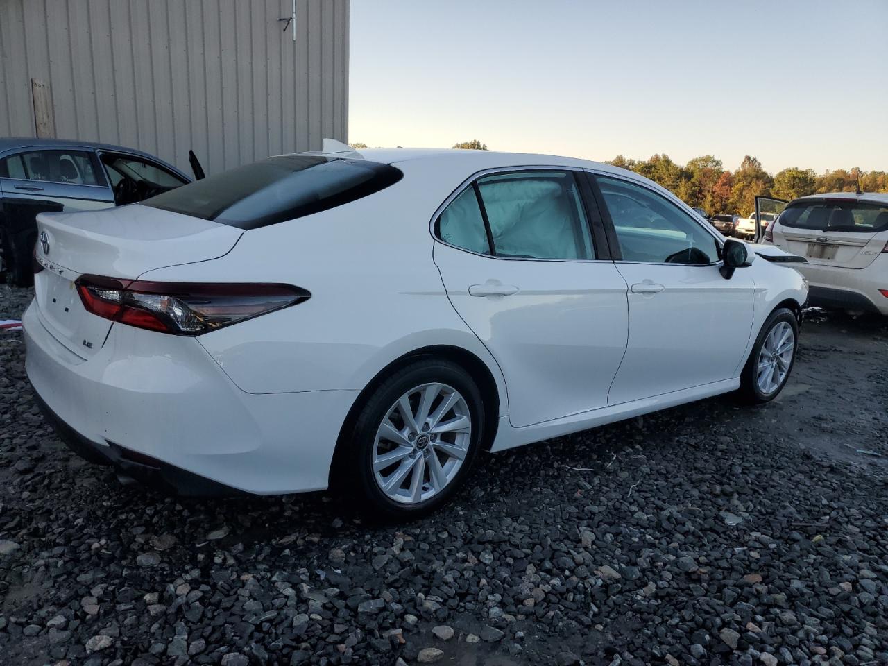 2022 TOYOTA CAMRY LE VIN:4T1C11AK4NU071049