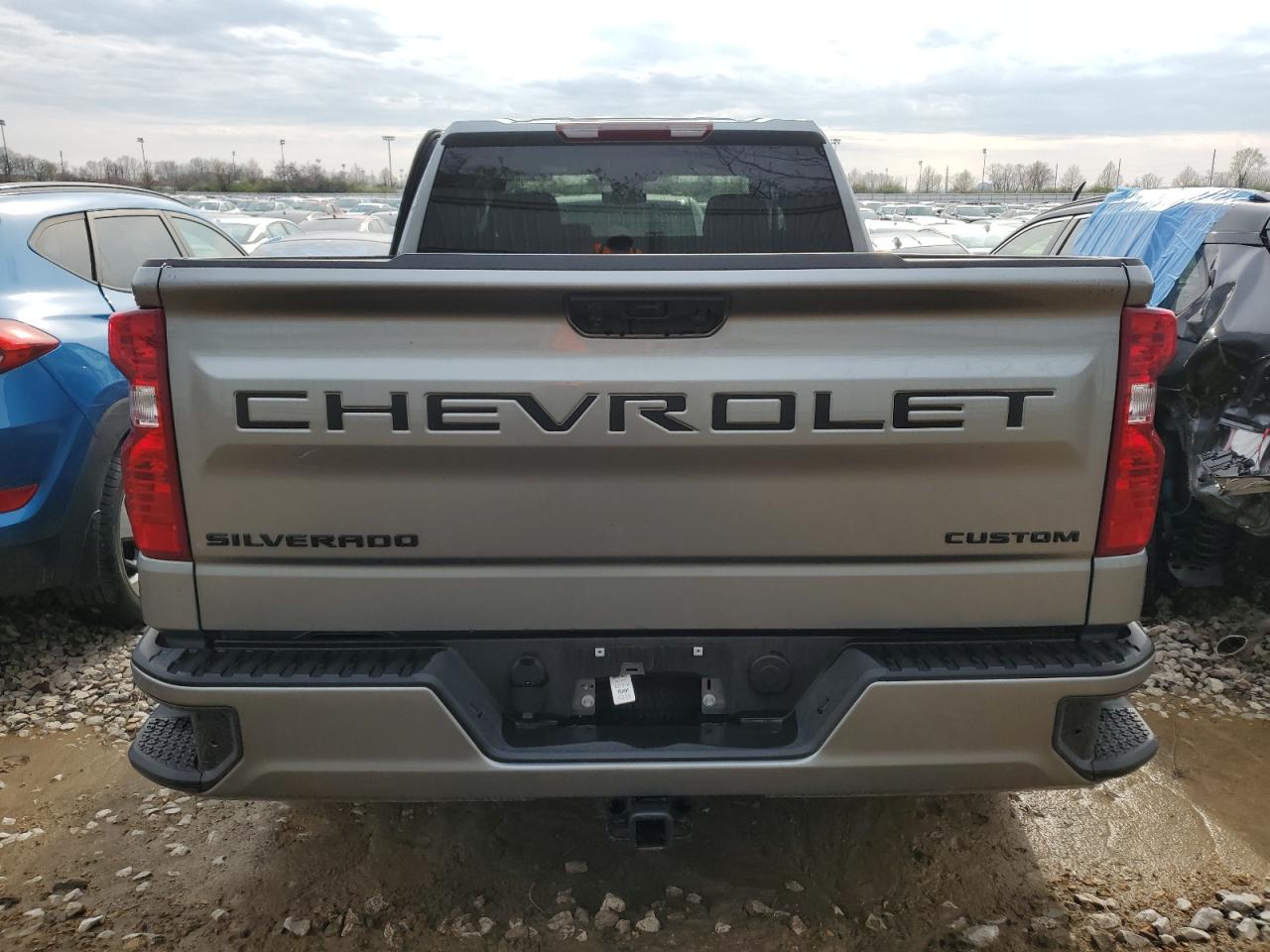 2024 CHEVROLET SILVERADO K1500 CUSTOM VIN:1GCRDBEKXRZ335387